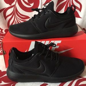 Nike Roshe Two | Men’s 8, Women’s 9.5 (NWT)